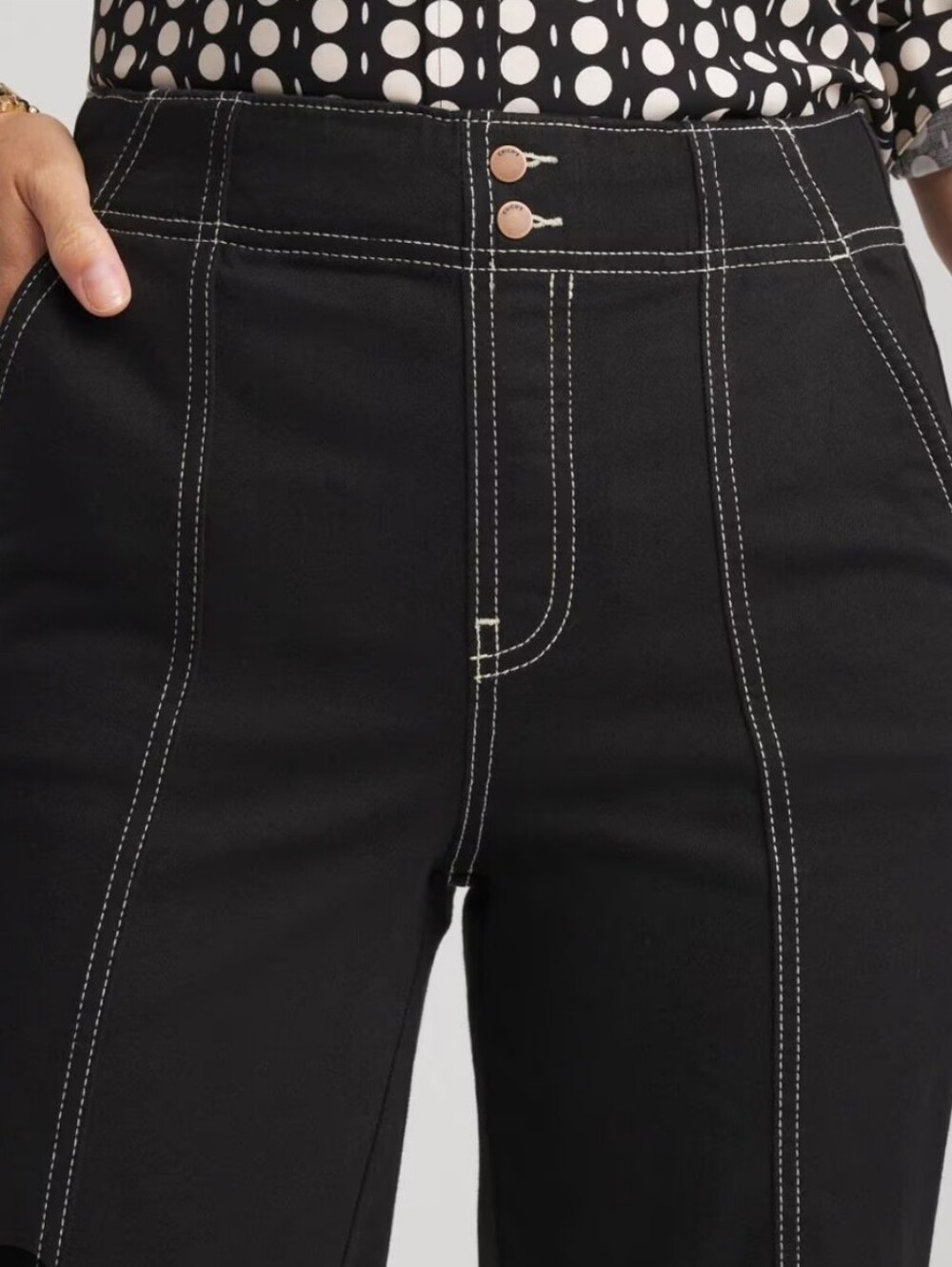 Chico's NWT PULL-ON Black High-Rise Jeans with Contrast Stitching Sz 1.5 / 10